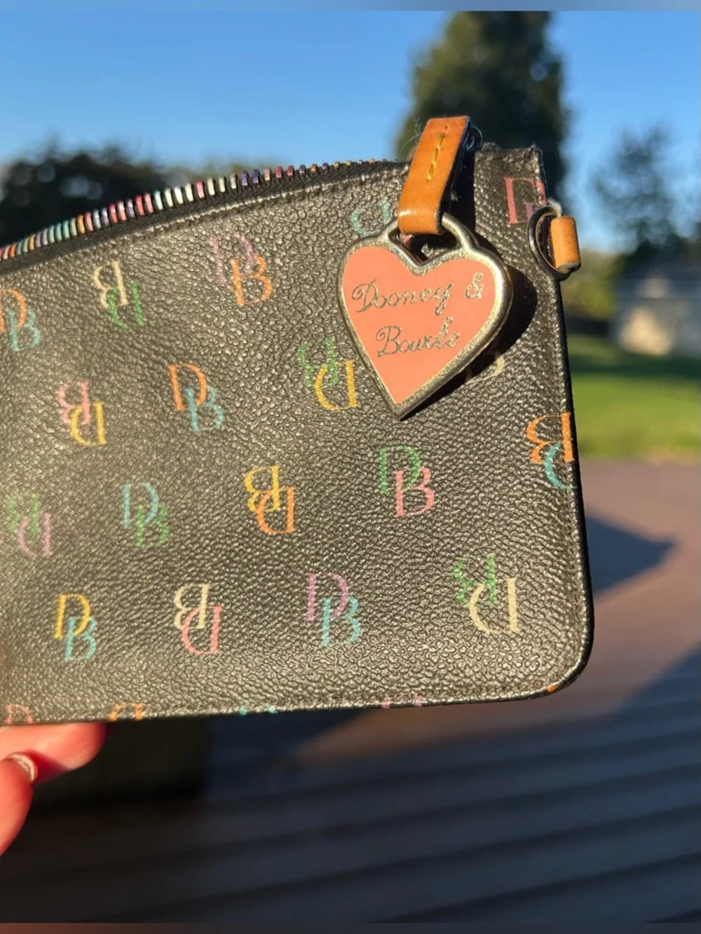 Vintage Dooney & Bourke Y2K Signature Rainbow Monogram Zip Wallet EUC - Picture 9 of 9